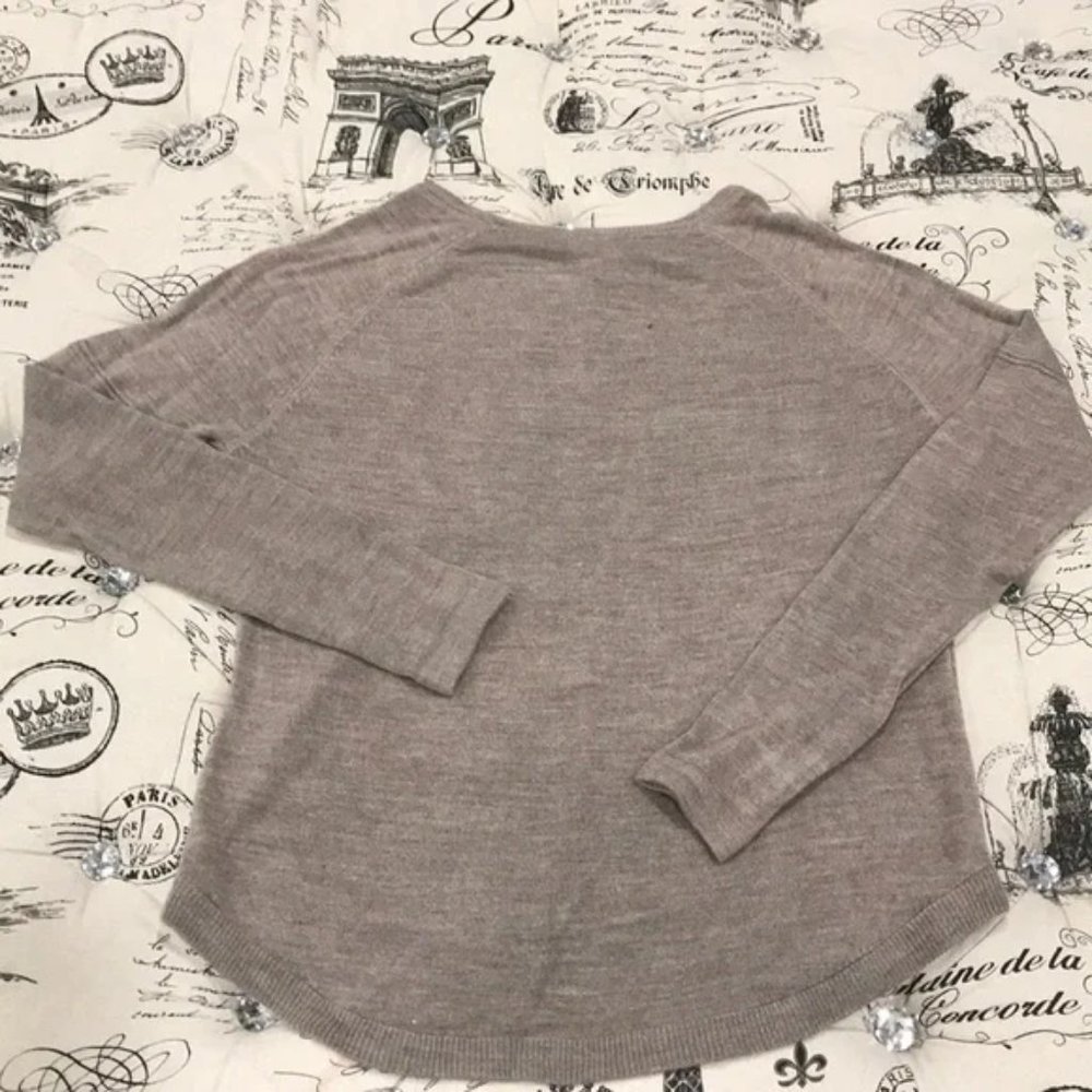 Sweet Romeo Solid Raglan Sweater - Picture 4 of 6